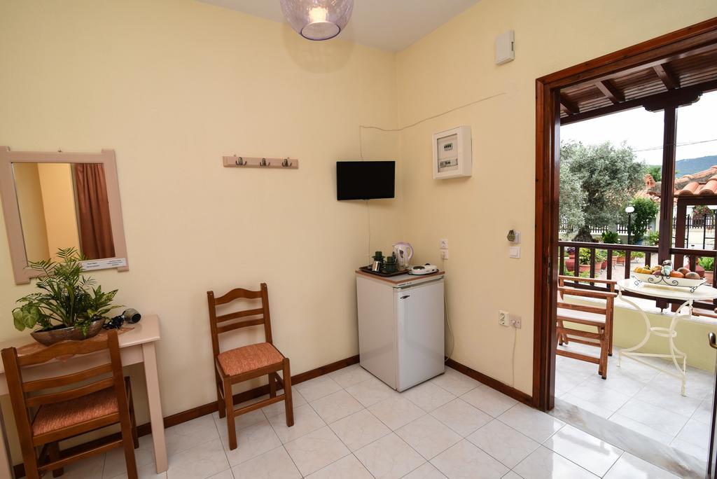 Studios Filippos Skópelos Rom bilde